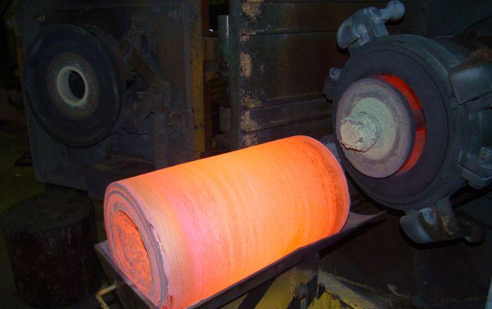 Запуск машины центробежного литья